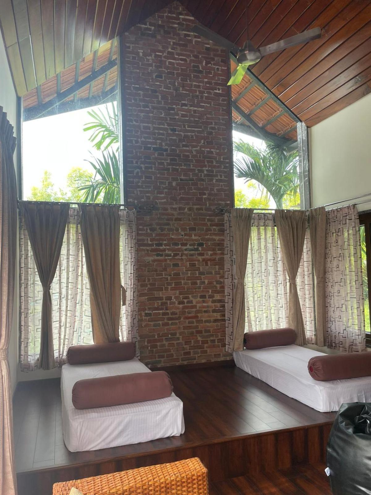 Biranji Aqua Retreat Hotel Chikmagalur Ngoại thất bức ảnh