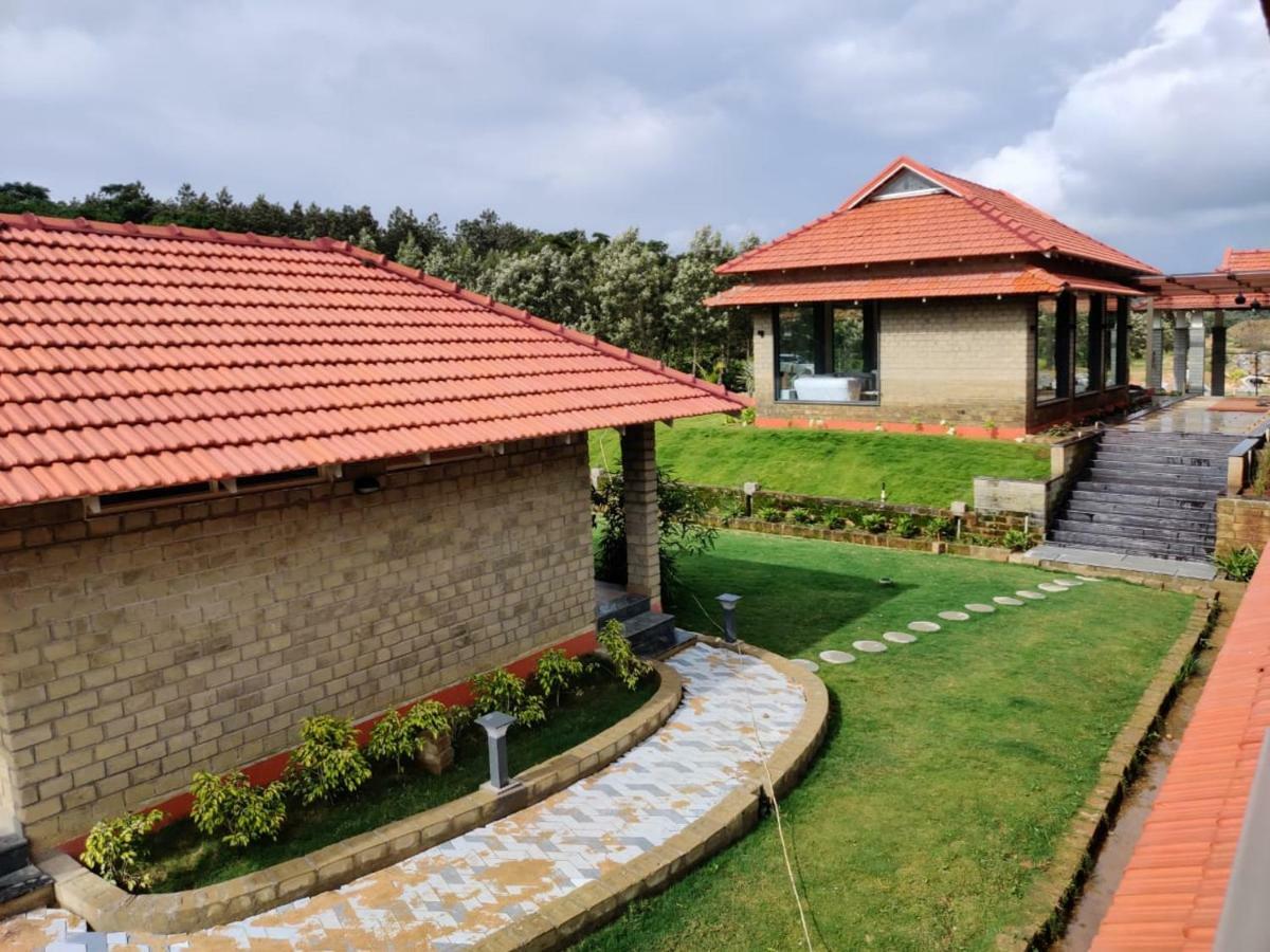 Biranji Aqua Retreat Hotel Chikmagalur Ngoại thất bức ảnh