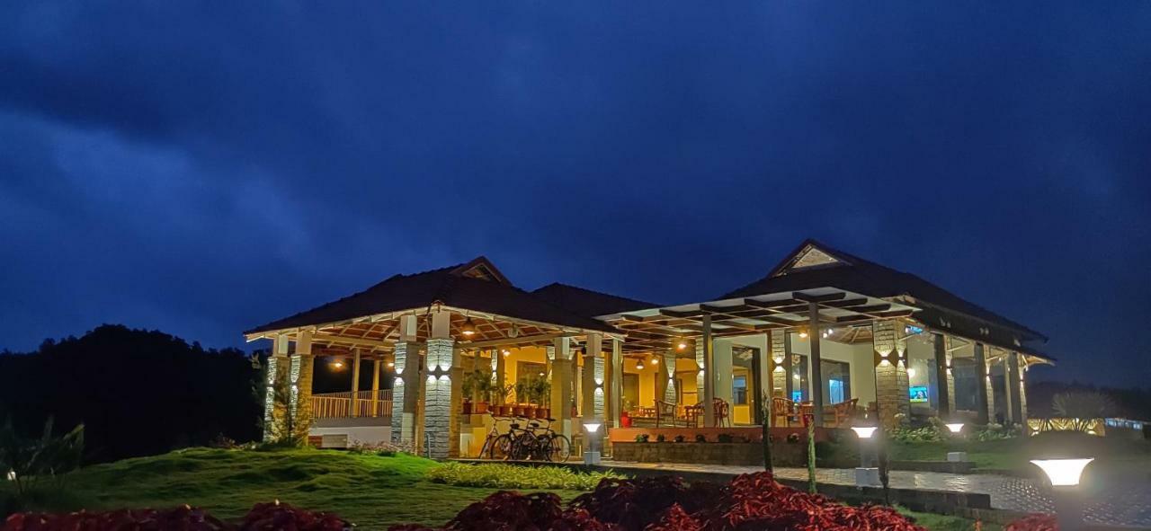Biranji Aqua Retreat Hotel Chikmagalur Ngoại thất bức ảnh
